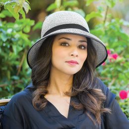 Chapeau Cloche Anna Black & White- Emthunzini Hats