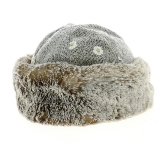 Embroidered Nayeli Toque with Flower & Fur - Traclet Embroidered Nayeli Toque with Flower & Fur - Traclet