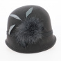 1930s cloche hat