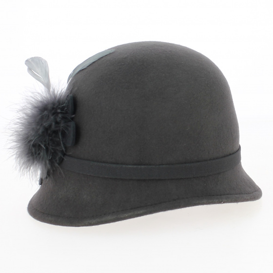 1930s cloche hat