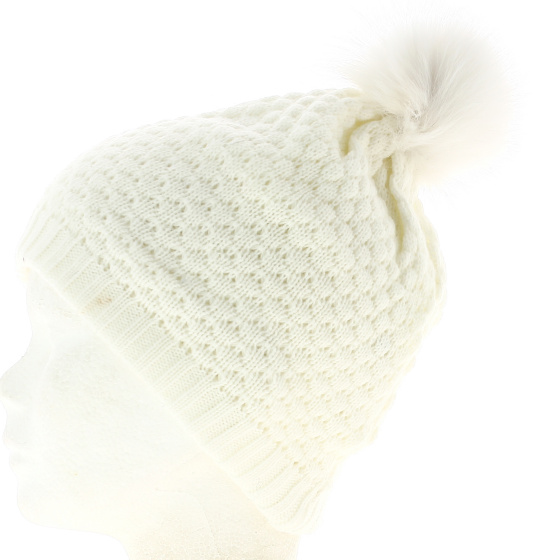 White fox fur pompom hat