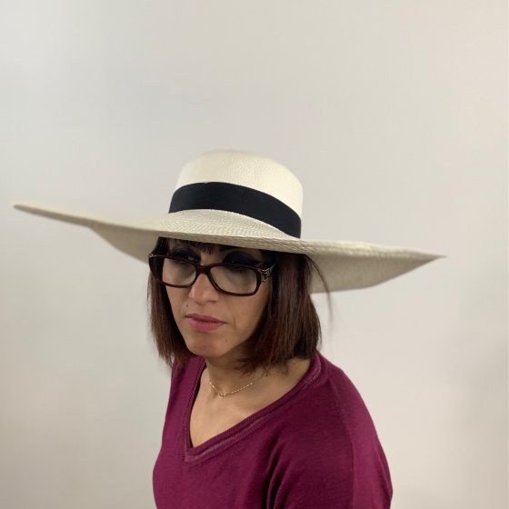 Grande Capeline Marie Panama