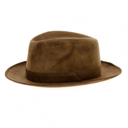 Gambler Hat Alcantara Hazelnut - Crambes