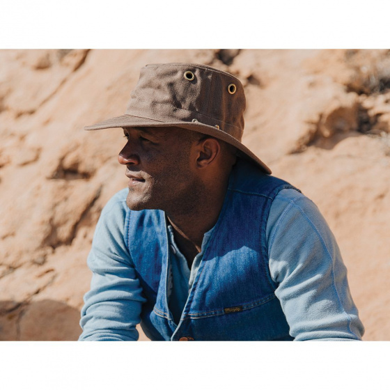 Le chapeau Tilley TH5 Marron