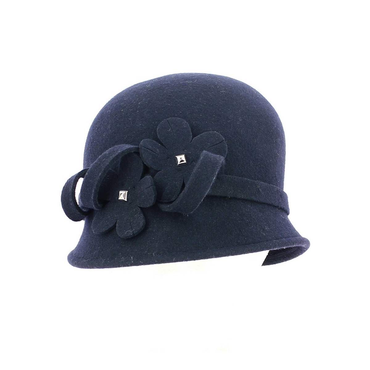 chapeau avec bords rembourés argentés et pointe avec tissu bleu et
