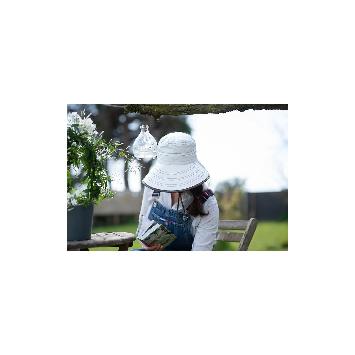 White & Grey Nantes Cap - Soway Reference: 10562 | Traclet Hat Shop