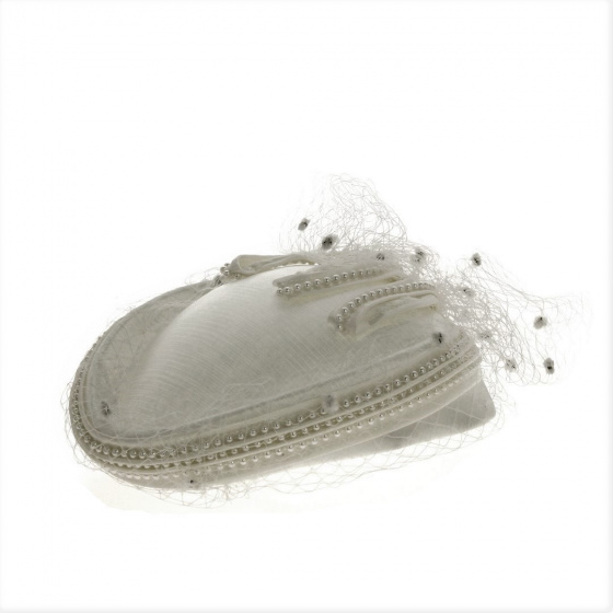 Prestigious and Chic Ivory Hat