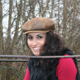 Sara cap leather traclet