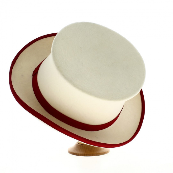 White and Red Top Hat