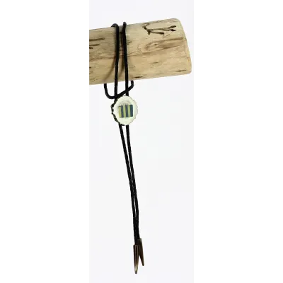 Bolo Tie - Cravate Cerf & Polycarbonate 8  - Traclet  Reference : 15676| Chapellerie Traclet