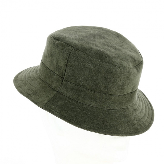 Bob Alcantara khaki