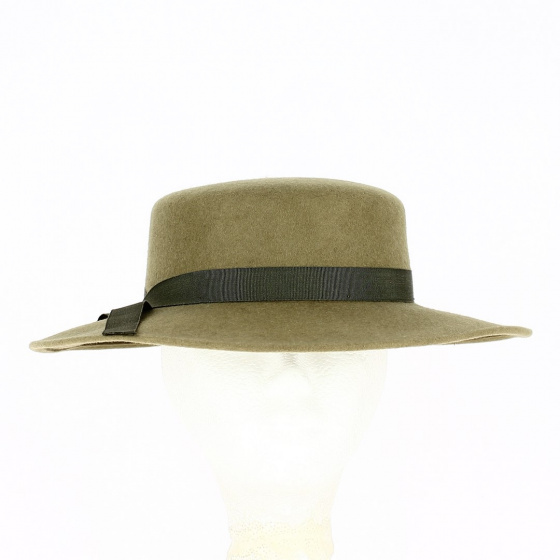 Green wool felt boater in front Green wool felt boater in front