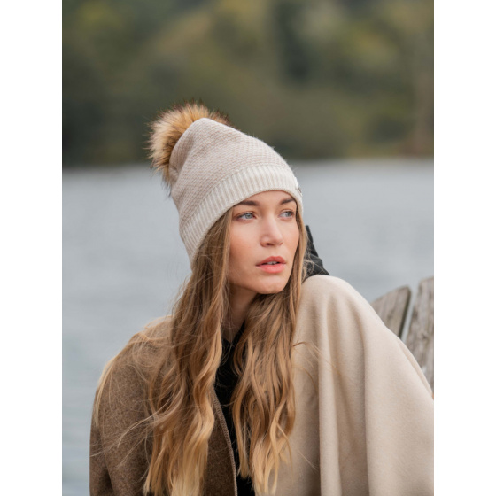 White Agena Pompom Beanie - Pipolaki