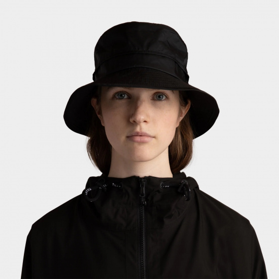 Black UPF50+ Traverse Bucket Hat - Tilley Black UPF50+ Traverse Bucket Hat - Tilley