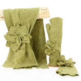 Fleur Kaki Scarf and Mittens Set - Traclet